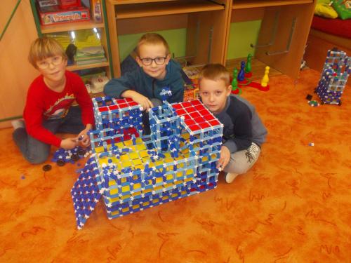 Hrajeme si ve školní družině