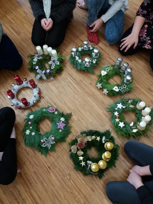 Adventní věnce ve 3. třídě